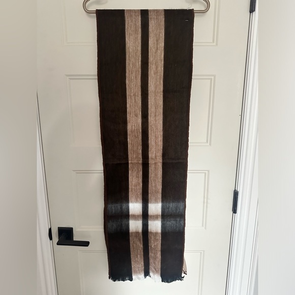 Pokoloko Alpaca Scarf - Picture 2 of 4